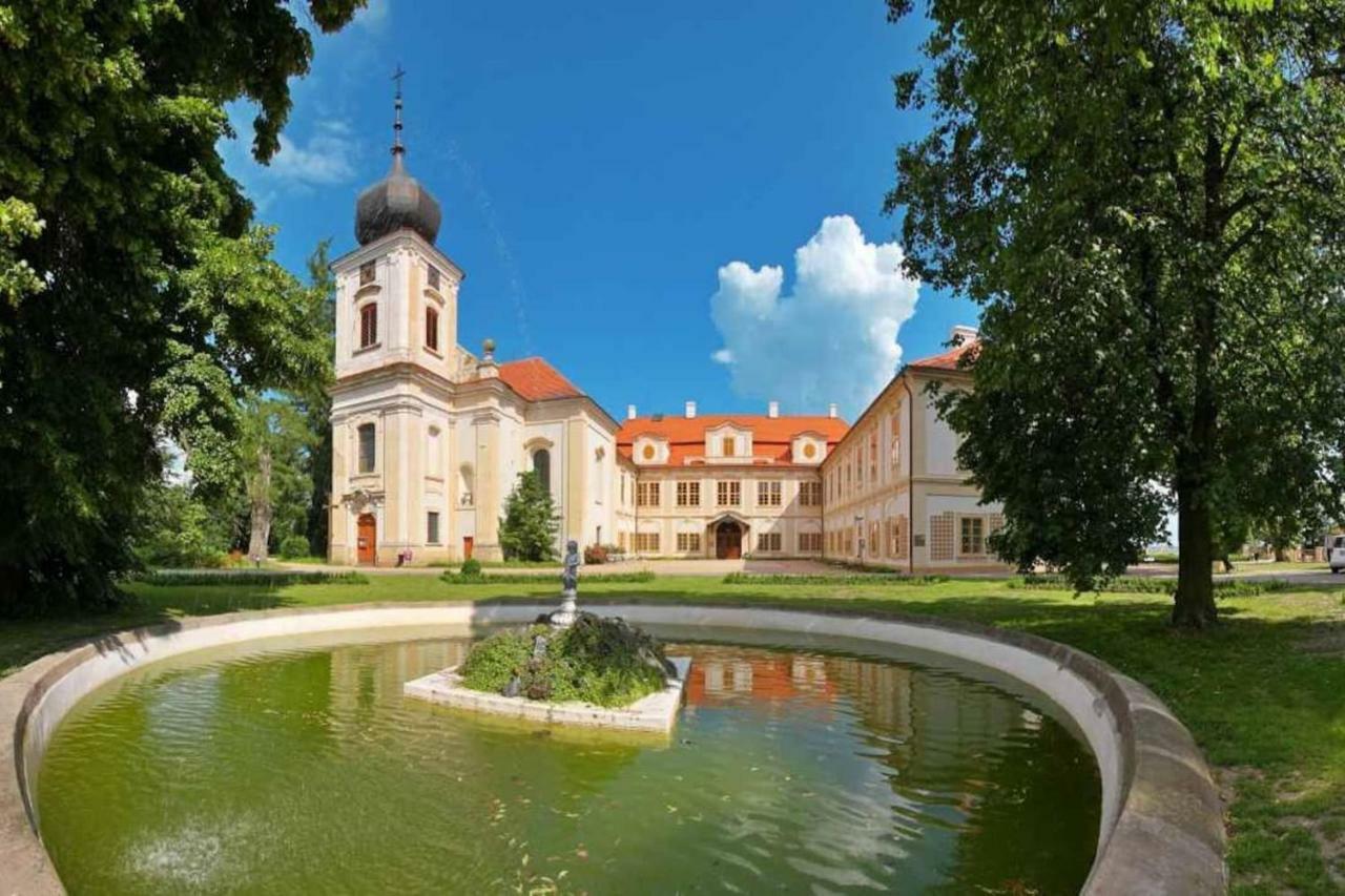 Adela'S Czech Village House Vsejany Экстерьер фото